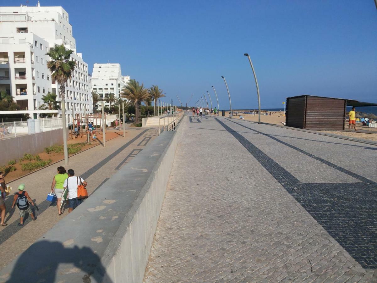 Regueiro Quarteira Beach Apartment Exterior photo